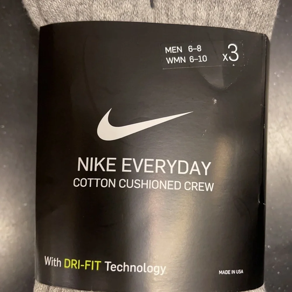 Nike 3 pairs set Socks Everyday Cushioned Crew NWT